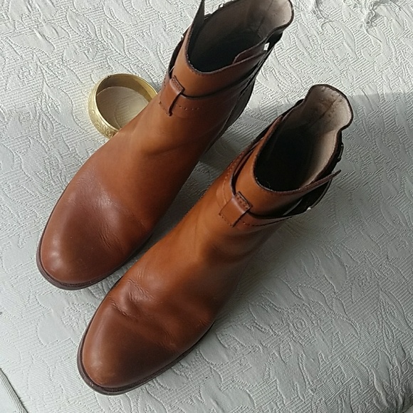 Coach Boots - Picture 8 of 8